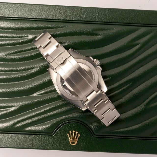 Rolex Submariner 116610 LN Image 3